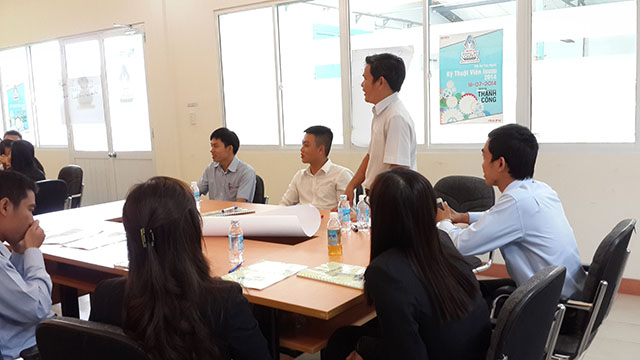 Kỹ năng bán hàng & chăm sóc Khách Hàng chuyên nghiệp - ISUZU (23 & 24.09.2014)
